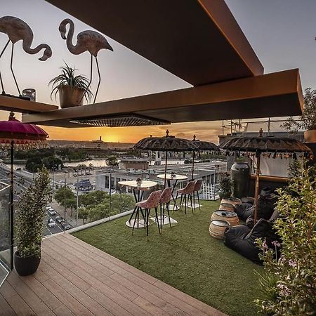 On Suites Sevilla Apartments Designed For Adults Dış mekan fotoğraf